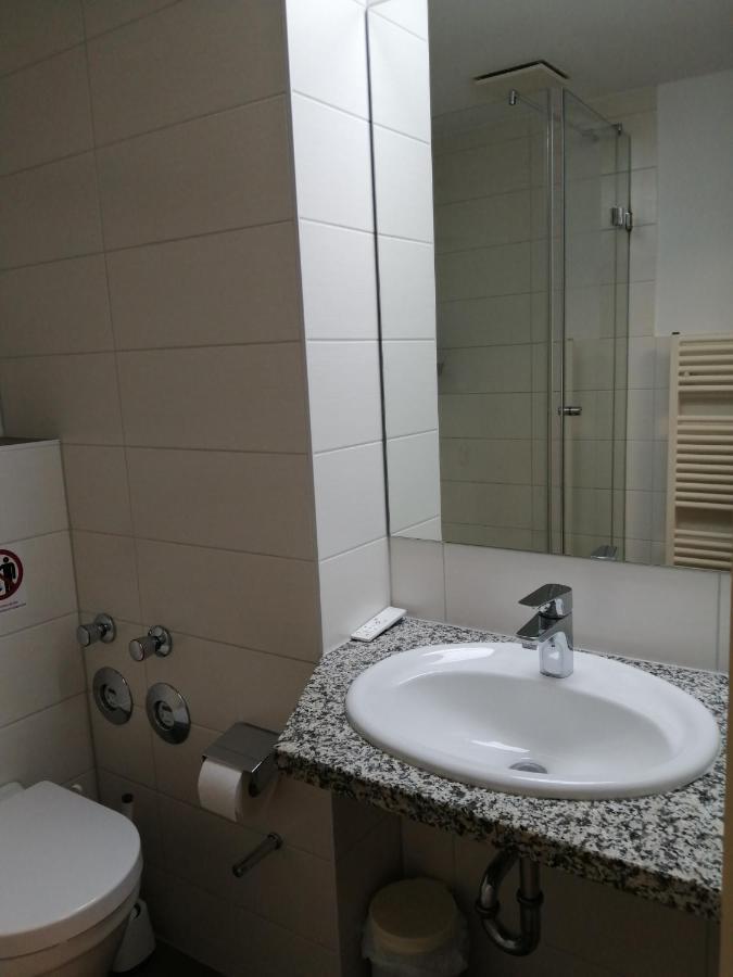 Ferienwohnung Breitling Rostock Exterior foto